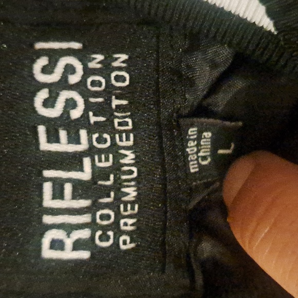 Jacket - Picture 4 of 4